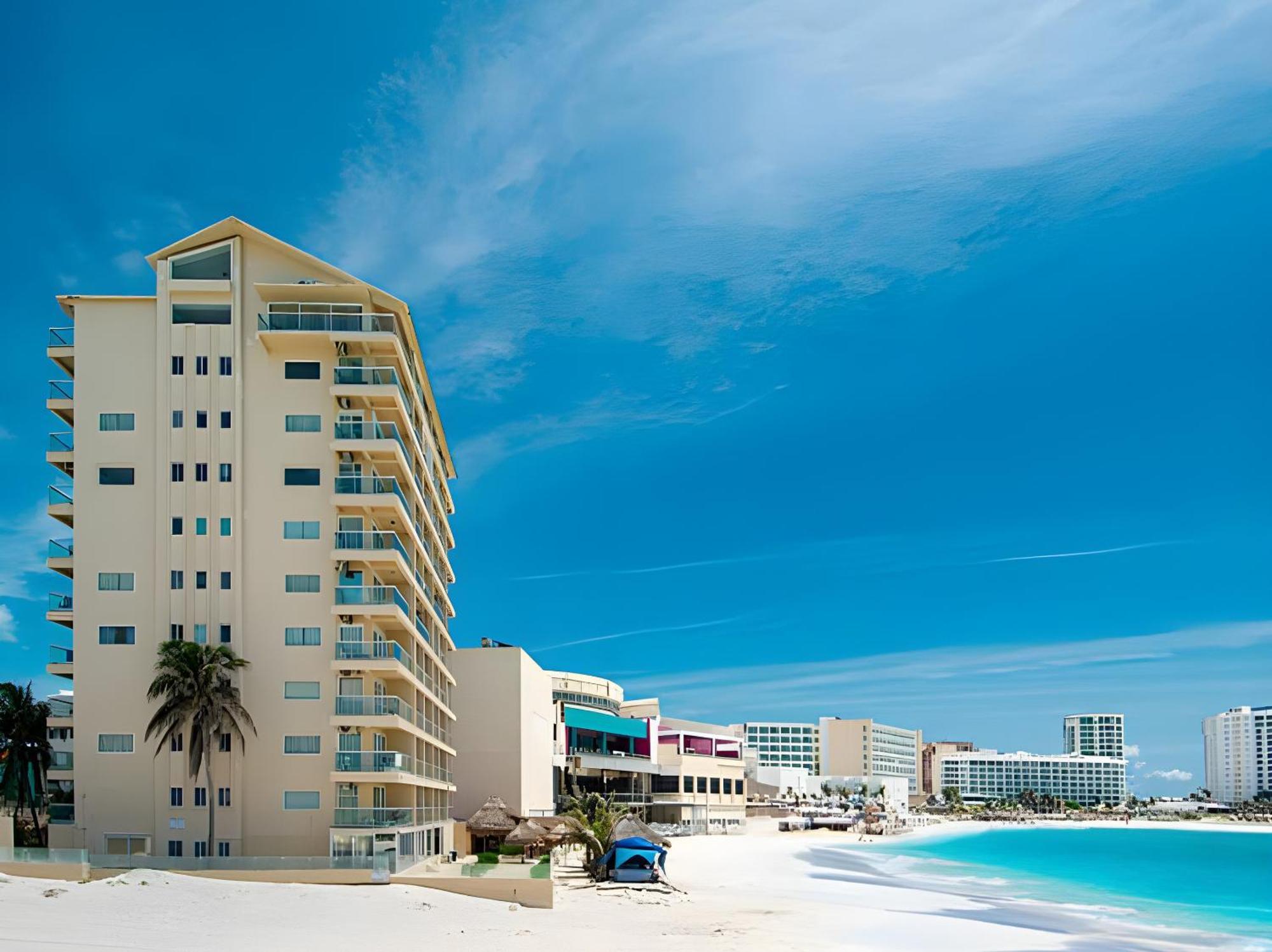 Paradise Beachfront & Nightlife Heart Cancún Esterno foto