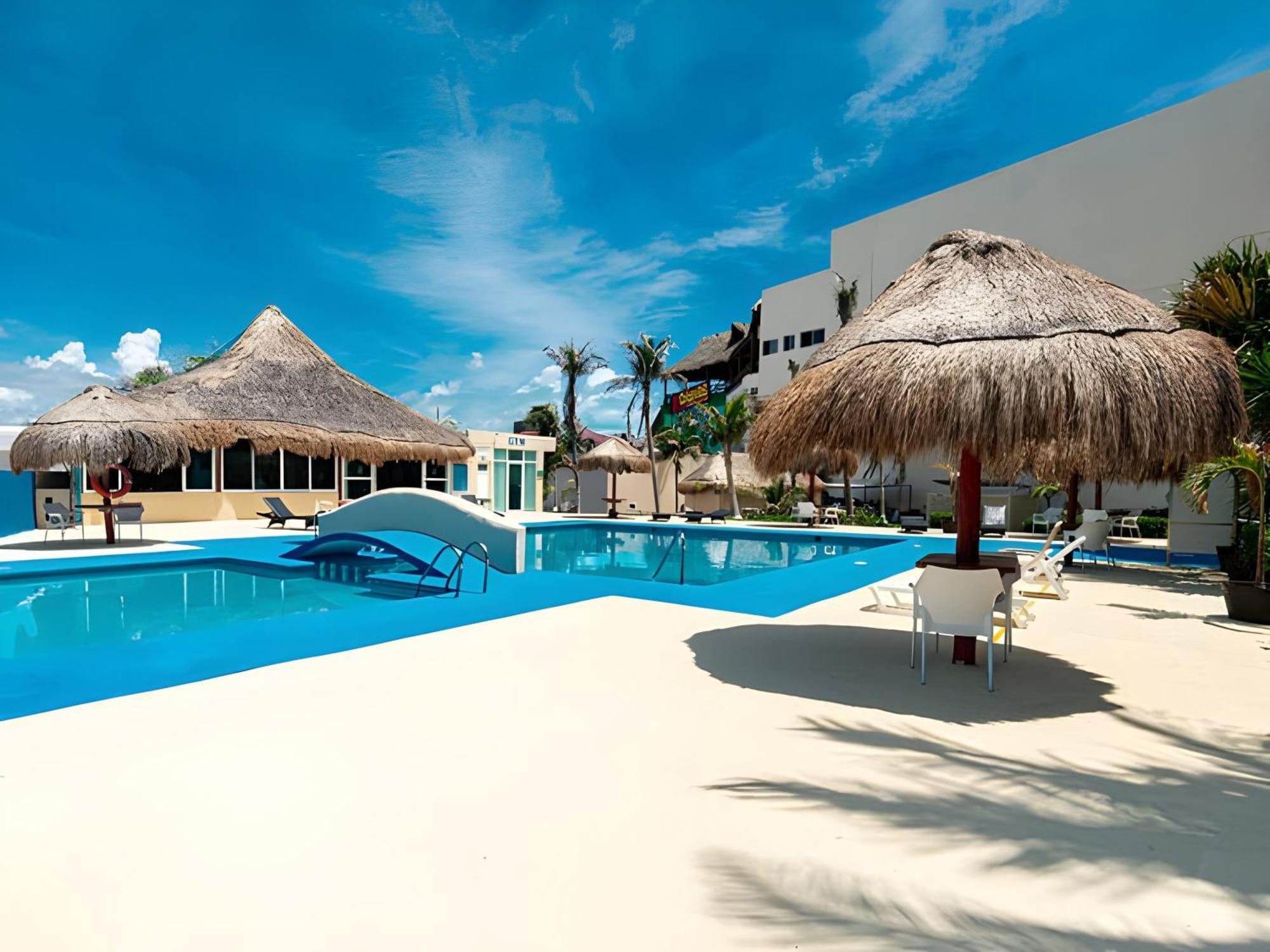 Paradise Beachfront & Nightlife Heart Cancún Esterno foto